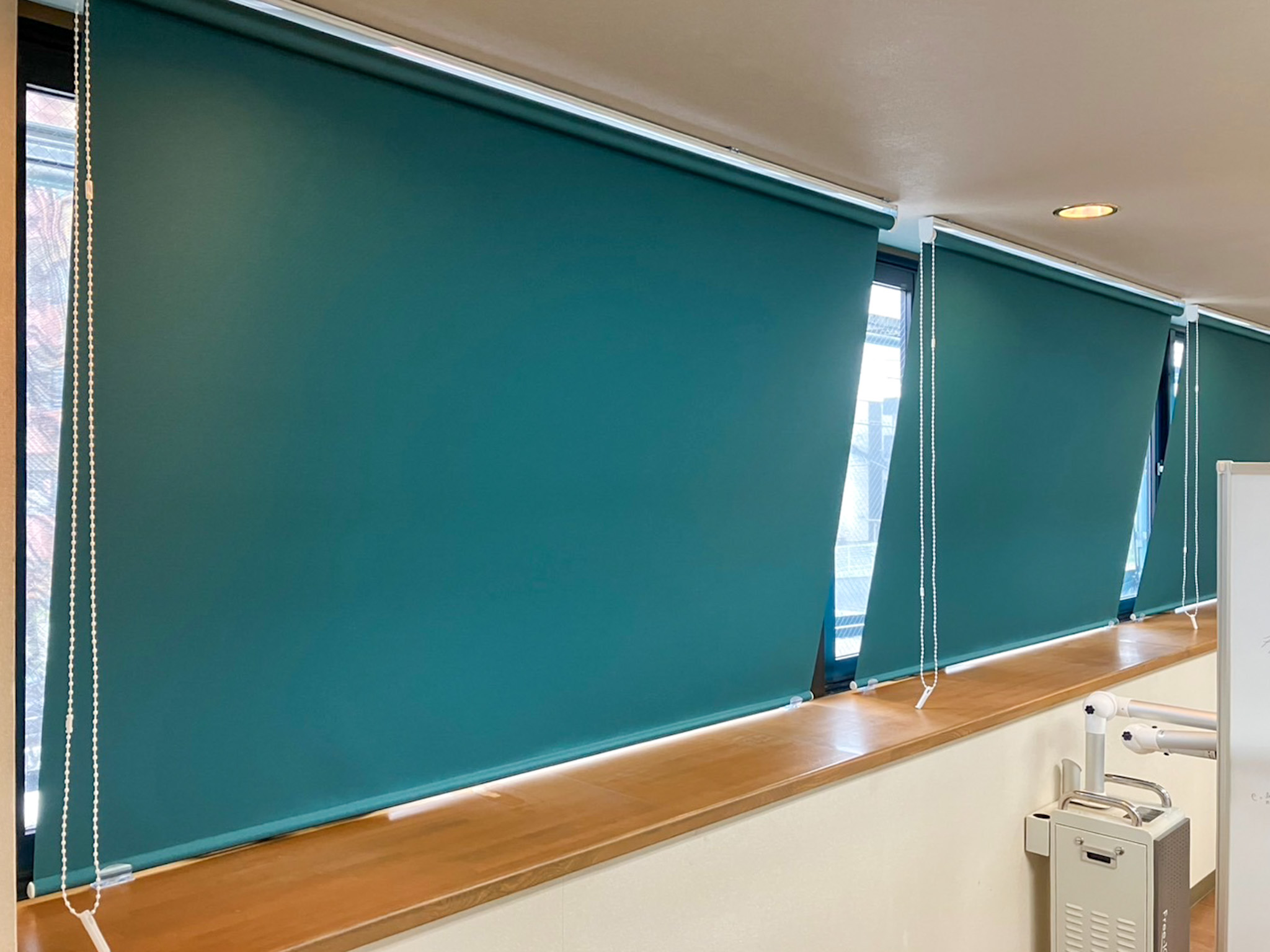 谷口歯科様　アクセントカラーを取り入れたリフォーム工事