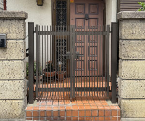 門扉交換で住まいの印象をリフレッシュ！